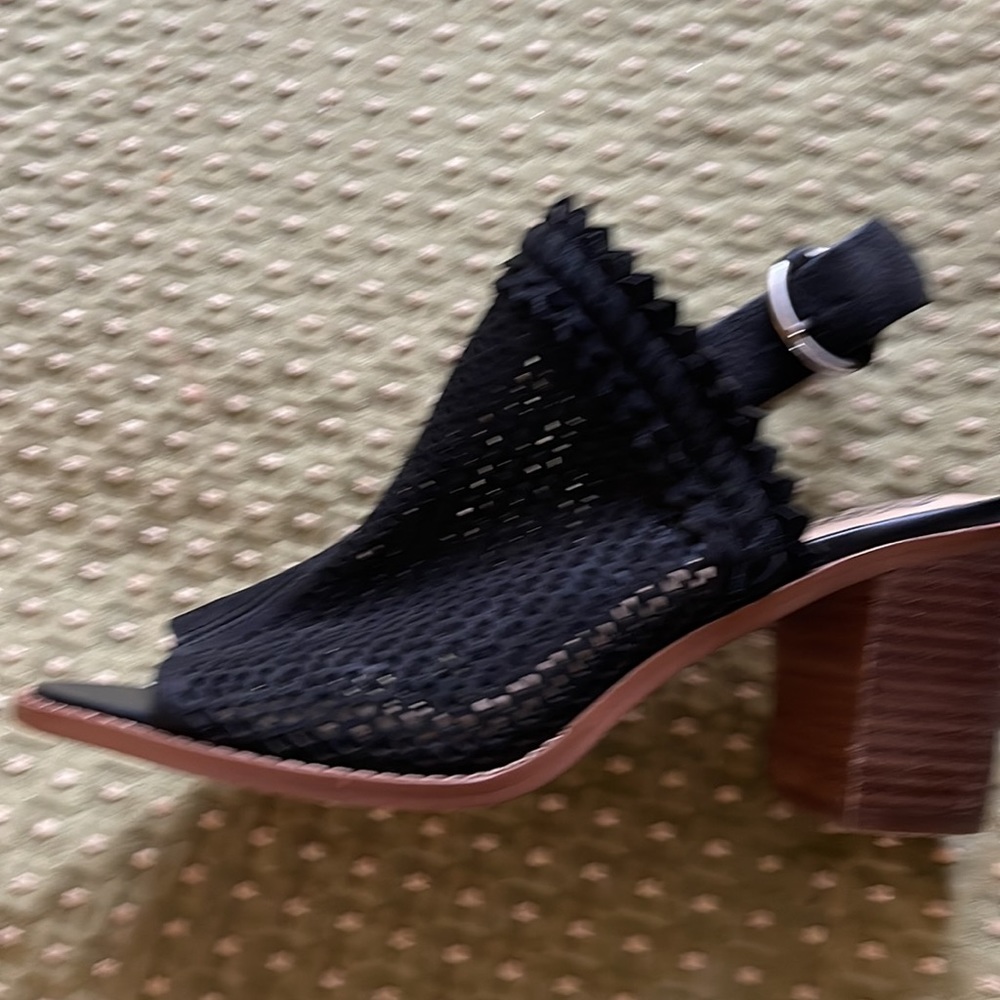Vince Camuto sandal, like knew, only worn twice. Price reduced - Picture 3 of 6